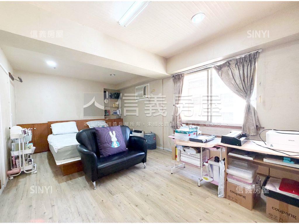 瑞豐甲第樓中樓附平車房屋室內格局與周邊環境