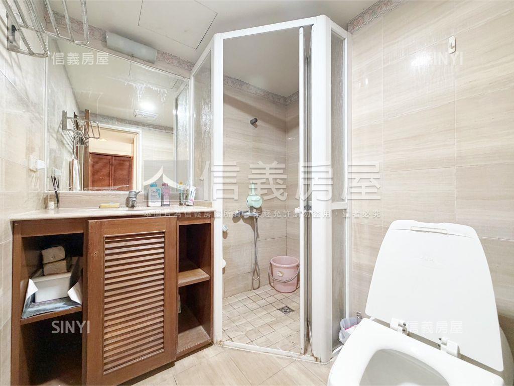 瑞豐甲第樓中樓附平車房屋室內格局與周邊環境