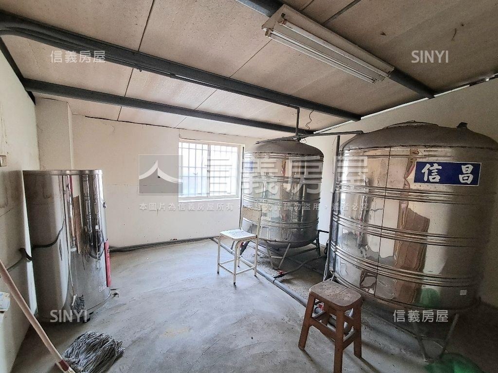 正中清路商一魔術空間透店房屋室內格局與周邊環境
