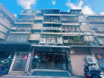 【新接】低總價公寓二樓