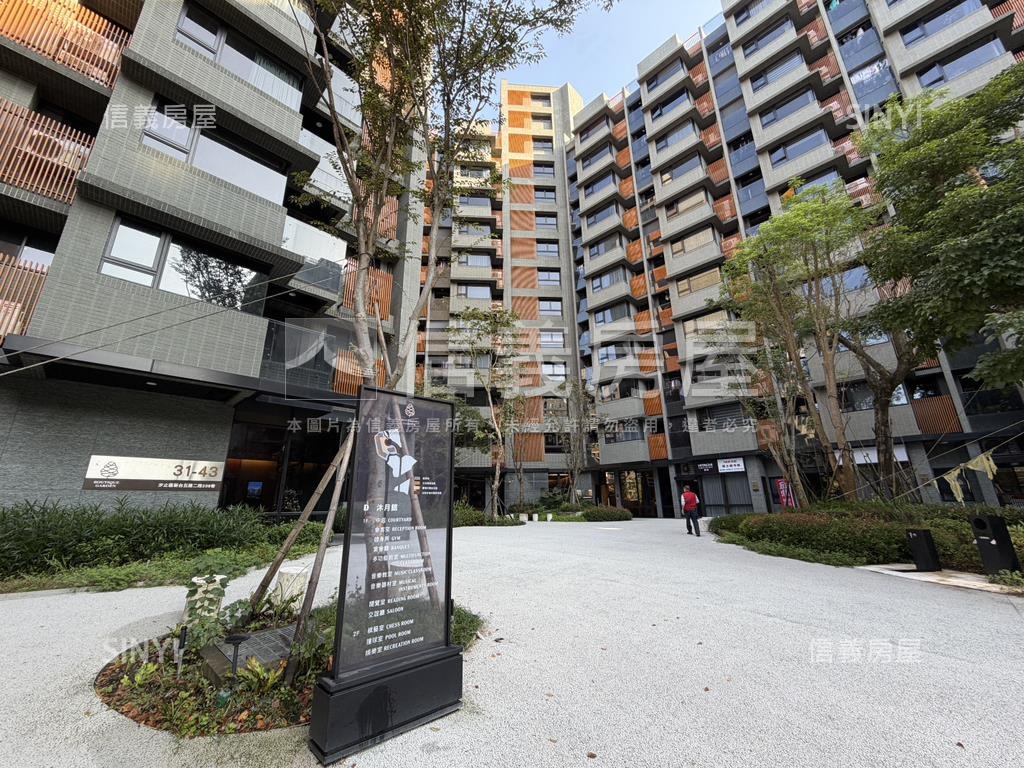 星野之森沐月區看綠樹二房房屋室內格局與周邊環境