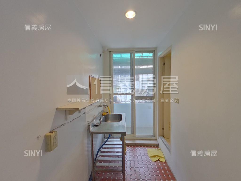 政大低總成家黃金三樓房屋室內格局與周邊環境