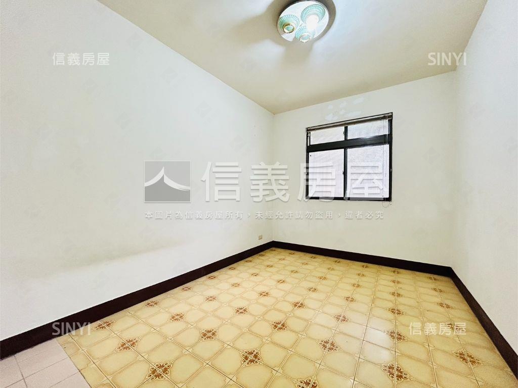 近內科稀有釋出黃金二樓房屋室內格局與周邊環境