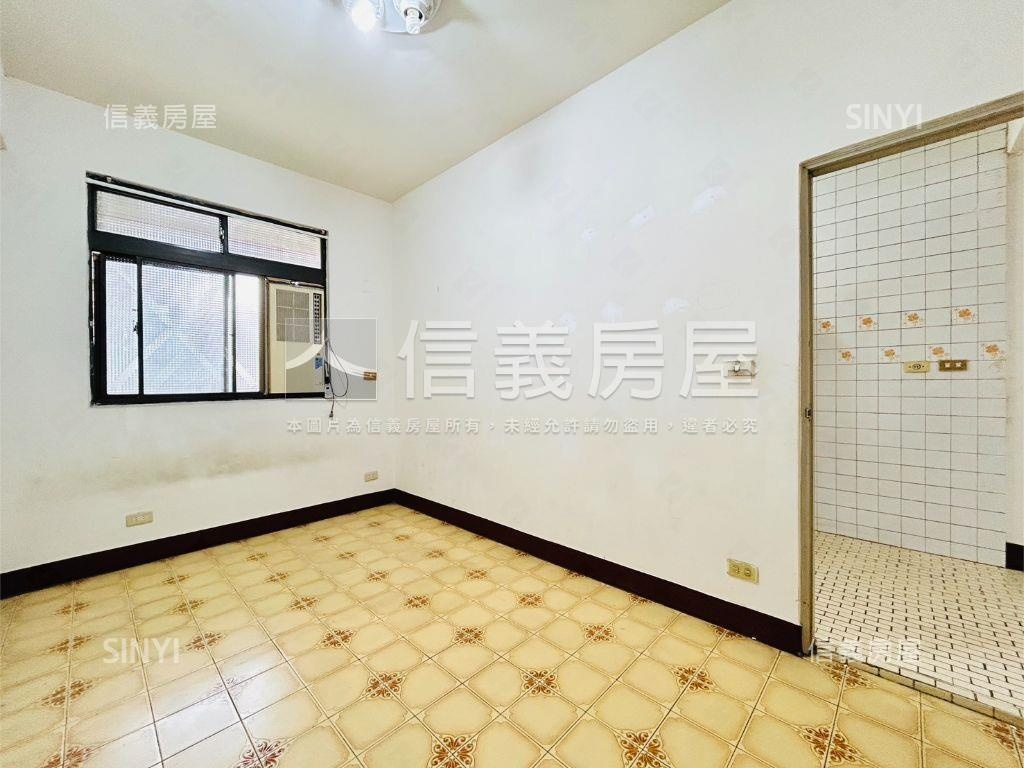 近內科稀有釋出黃金二樓房屋室內格局與周邊環境