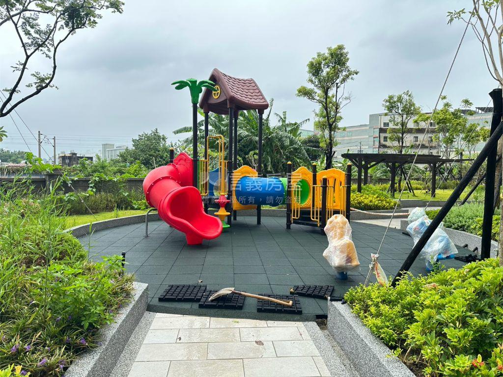 築南大苑高樓層房屋室內格局與周邊環境