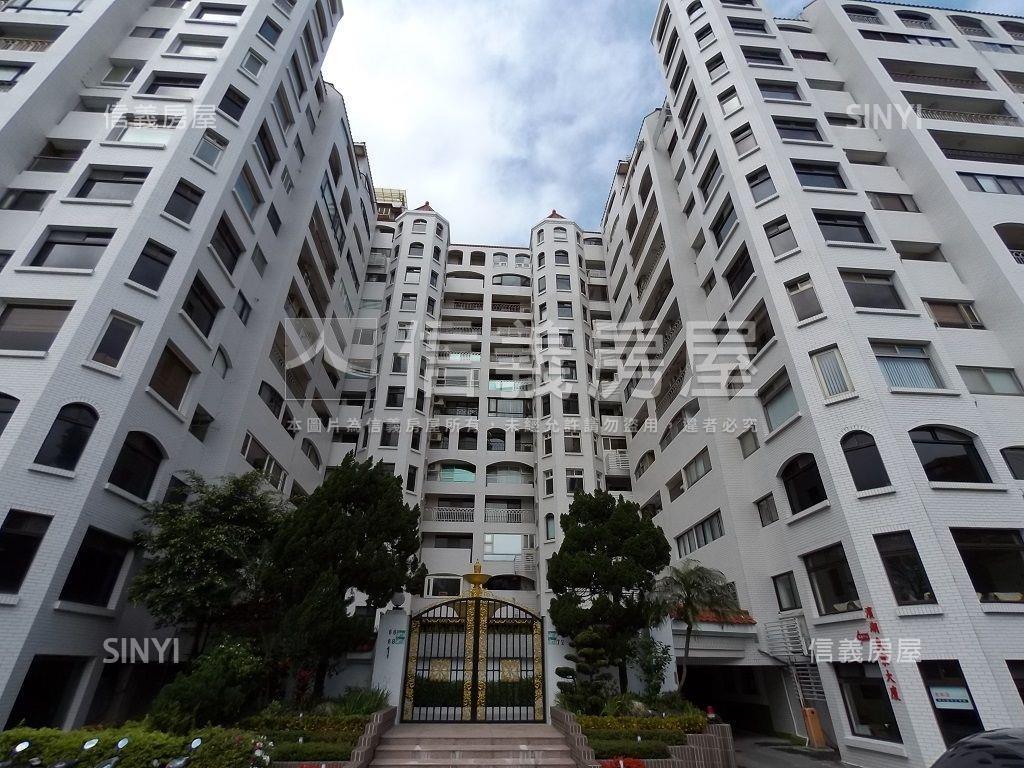 湖濱電梯美三房房屋室內格局與周邊環境