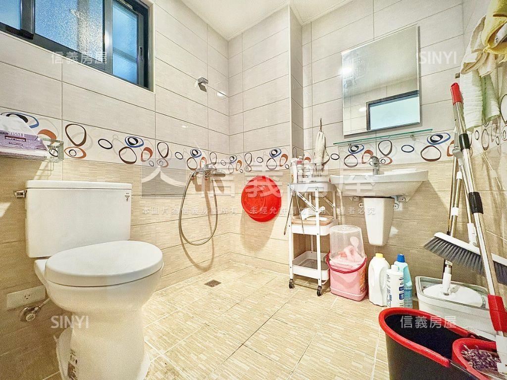 ＬＭ特區面寬新天地房屋室內格局與周邊環境