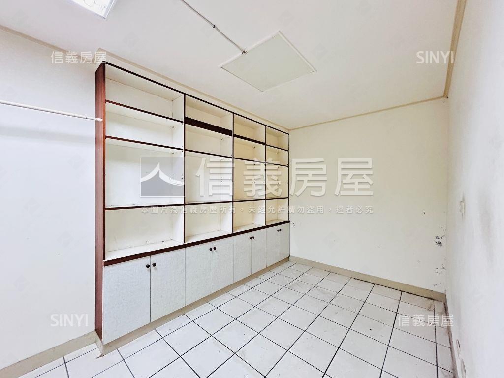 【縣府新貴】優質三房車位房屋室內格局與周邊環境