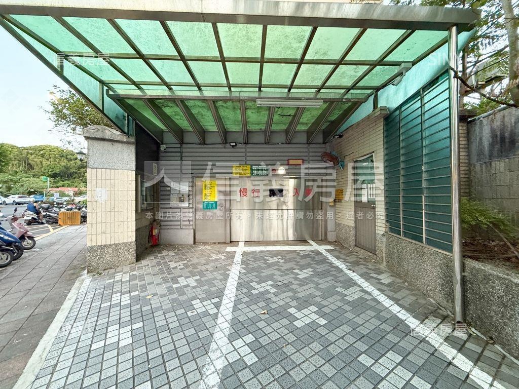 【遠企香榭】車位房屋室內格局與周邊環境