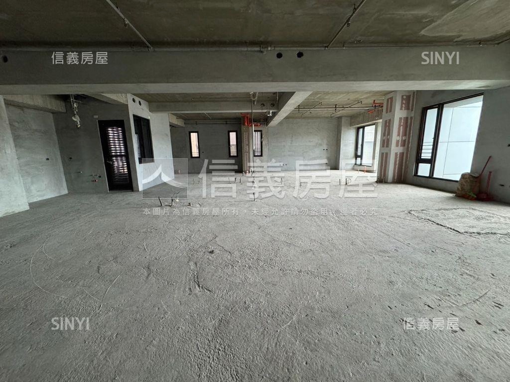 鄉林淳青氣派辦公自由規劃房屋室內格局與周邊環境