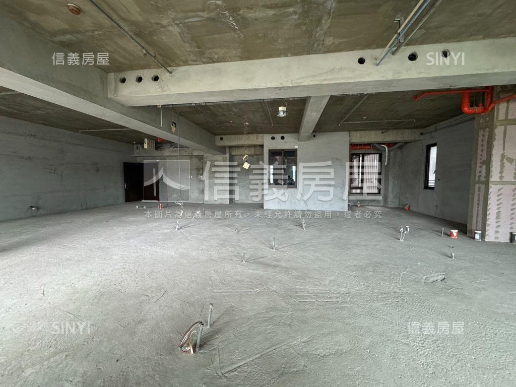 鄉林淳青氣派辦公自由規劃房屋室內格局與周邊環境