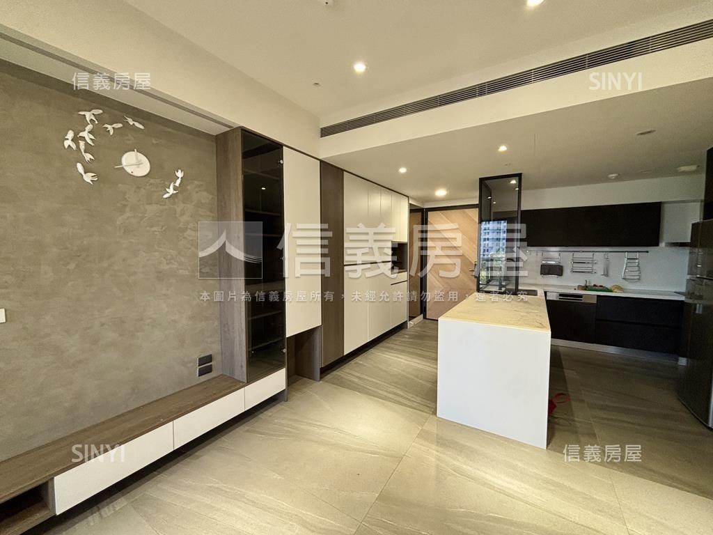 鉅虹水岸岩附裝潢三房平車房屋室內格局與周邊環境