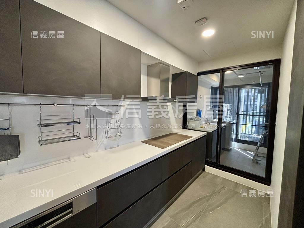 鉅虹水岸岩附裝潢三房平車房屋室內格局與周邊環境