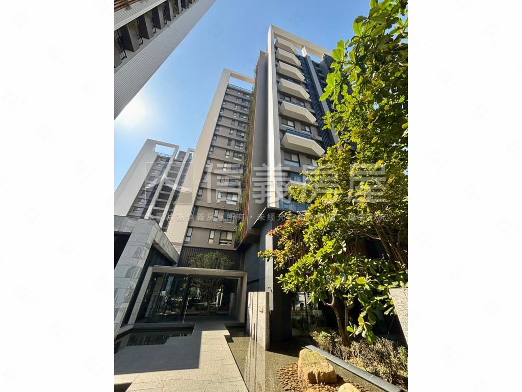 鉅虹水岸岩附裝潢三房平車房屋室內格局與周邊環境