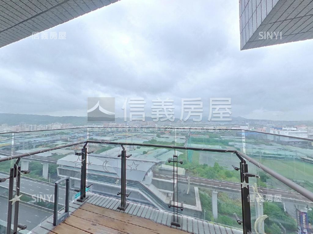 不貳館遠眺觀音山房屋室內格局與周邊環境