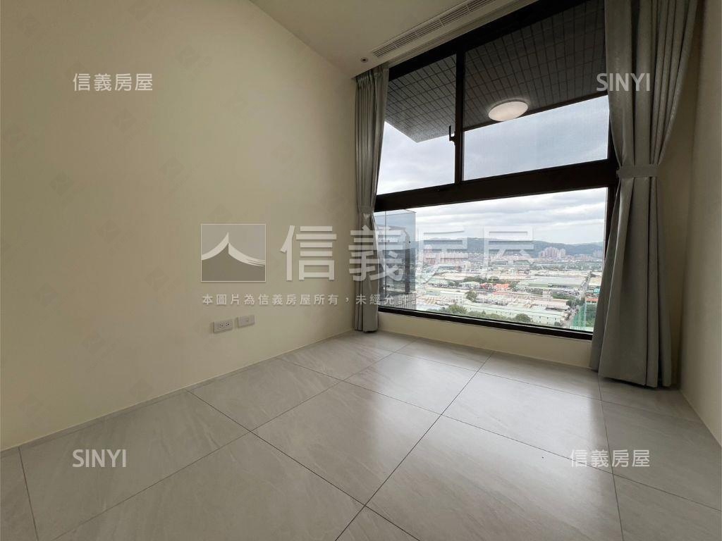 不貳館遠眺觀音山房屋室內格局與周邊環境