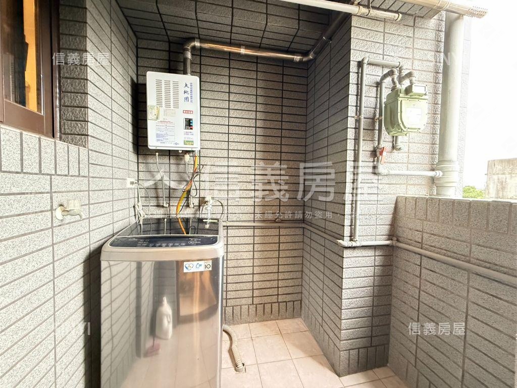 小資有約稀有兩房車位房屋室內格局與周邊環境