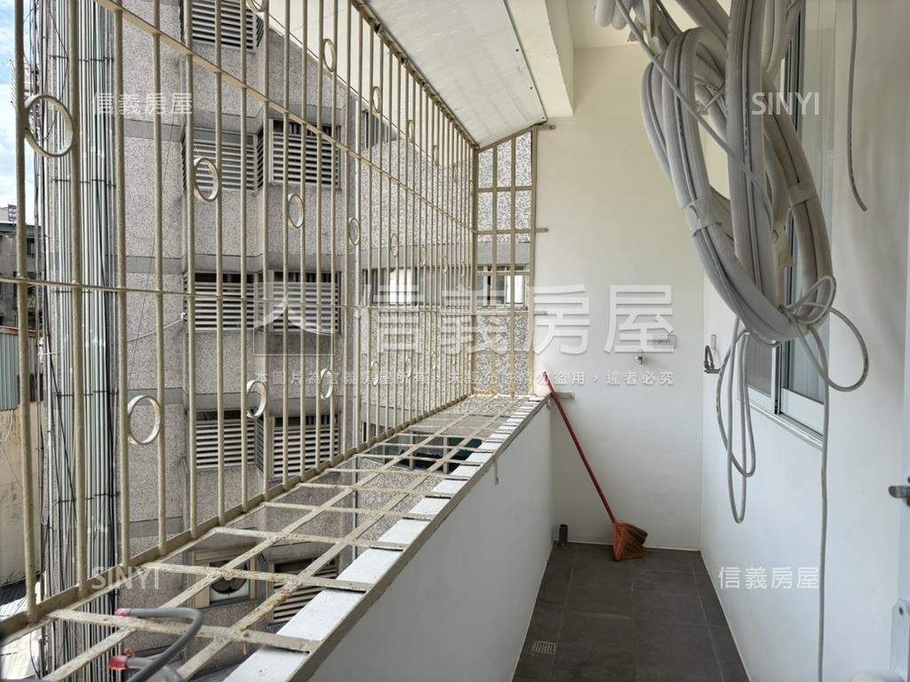 光明路頂加裝修宅房屋室內格局與周邊環境