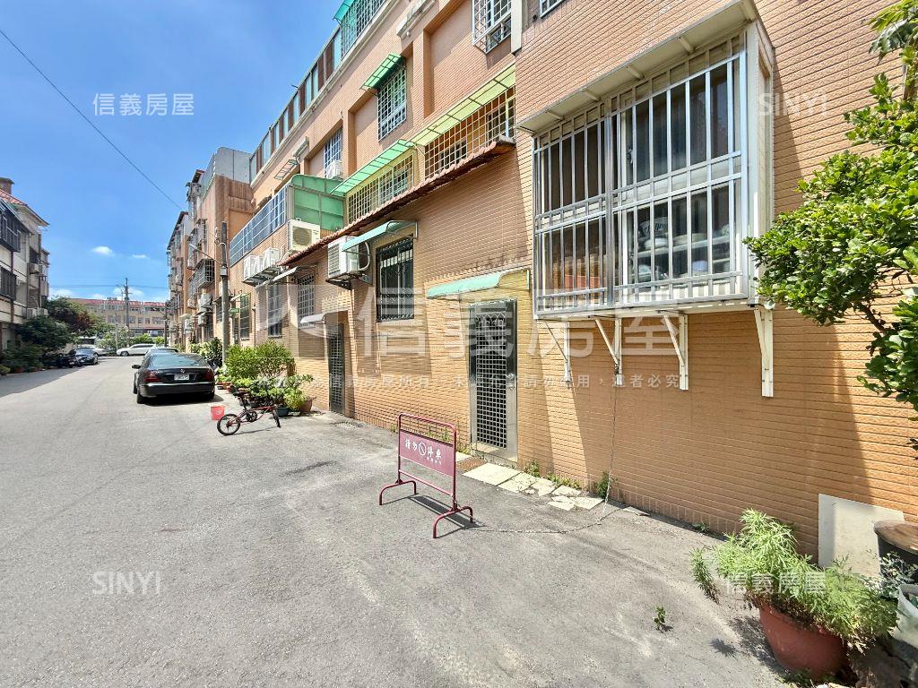 水湳多芬莊園前後臨路別墅房屋室內格局與周邊環境