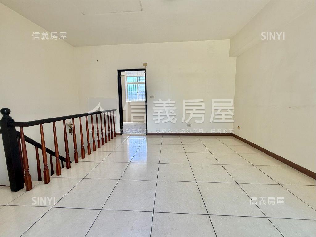 水湳多芬莊園前後臨路別墅房屋室內格局與周邊環境