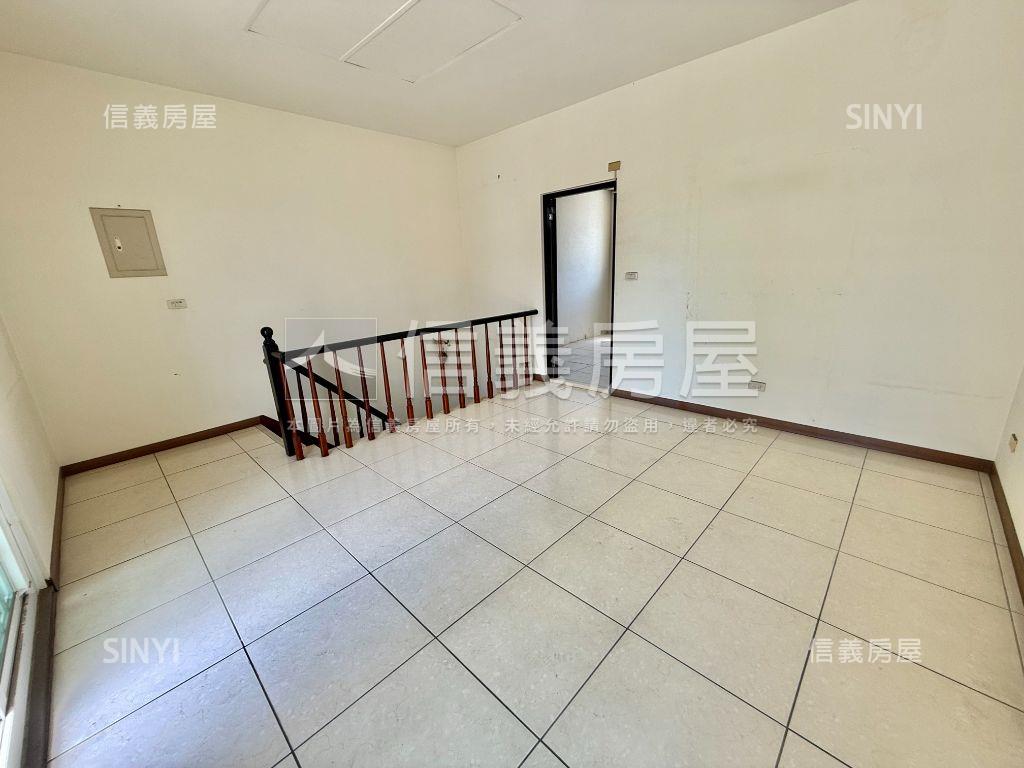 水湳多芬莊園前後臨路別墅房屋室內格局與周邊環境