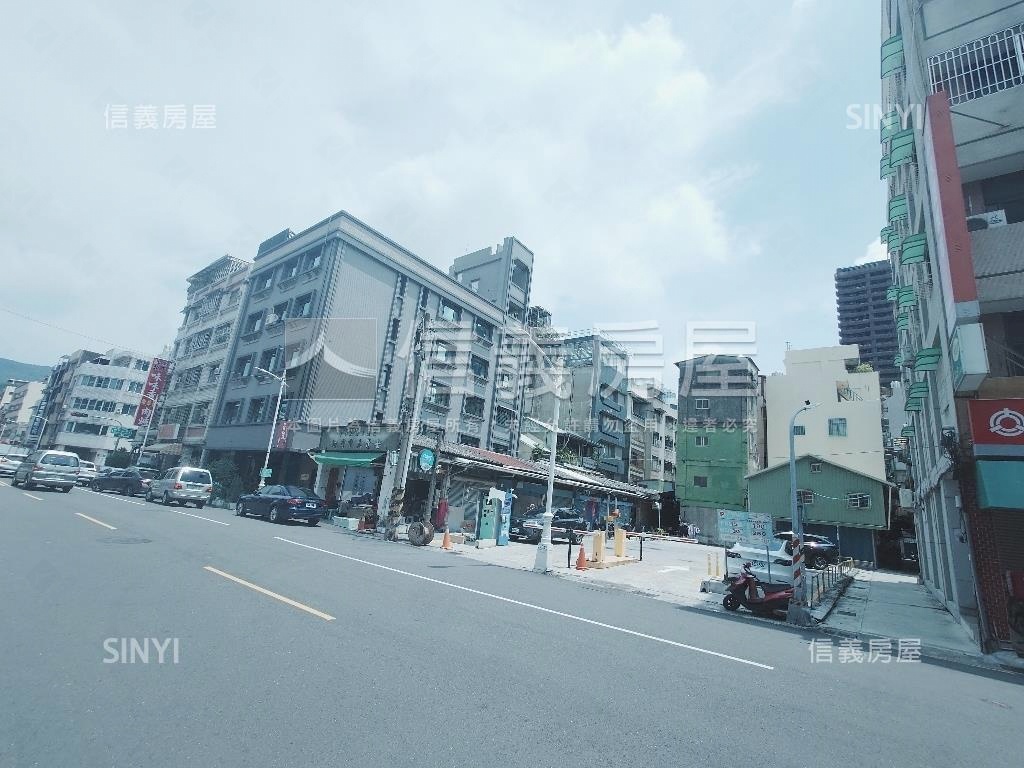 近捷運商四土地房屋室內格局與周邊環境