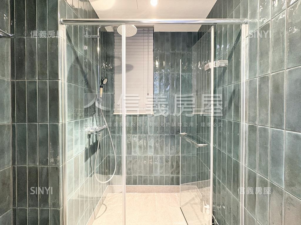 明年開放致家人露台戶房屋室內格局與周邊環境