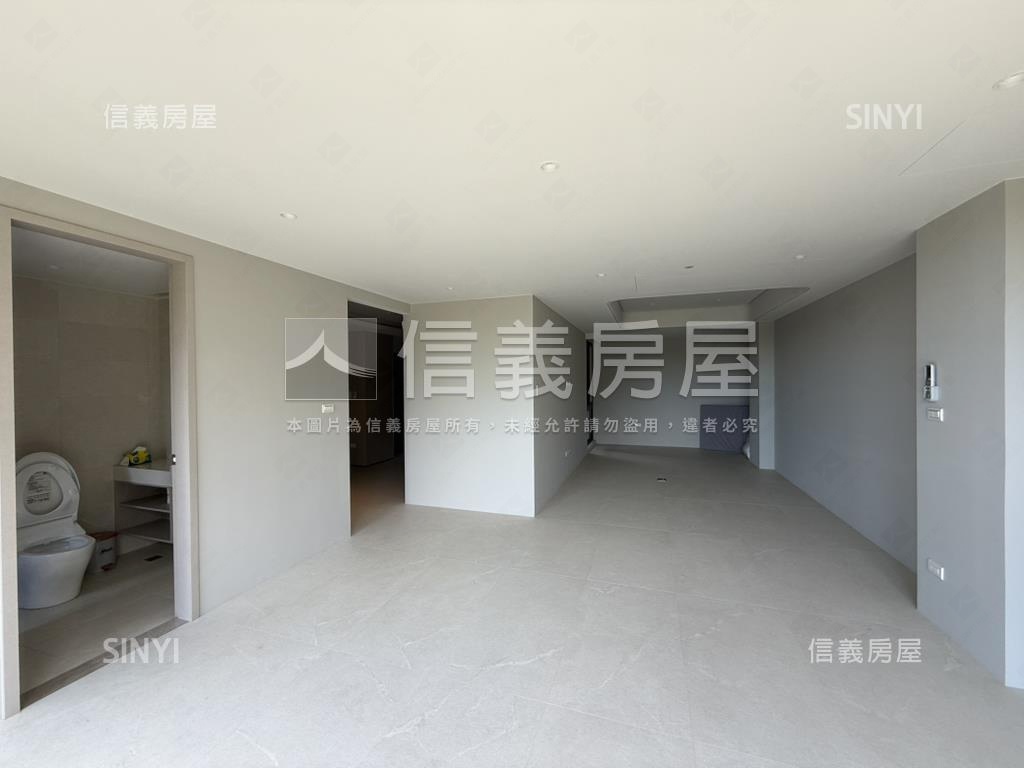 陽明山群山景觀別墅房屋室內格局與周邊環境