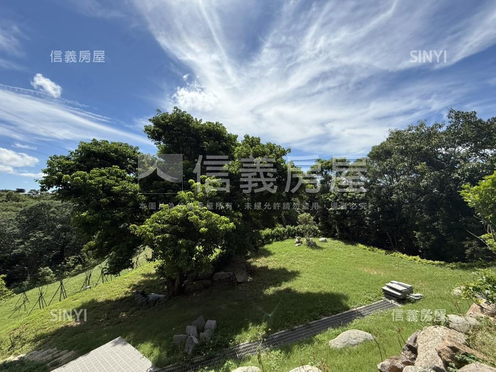 陽明山群山景觀別墅房屋室內格局與周邊環境