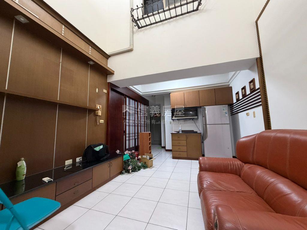 溫馨精美兩房兩衛房屋室內格局與周邊環境