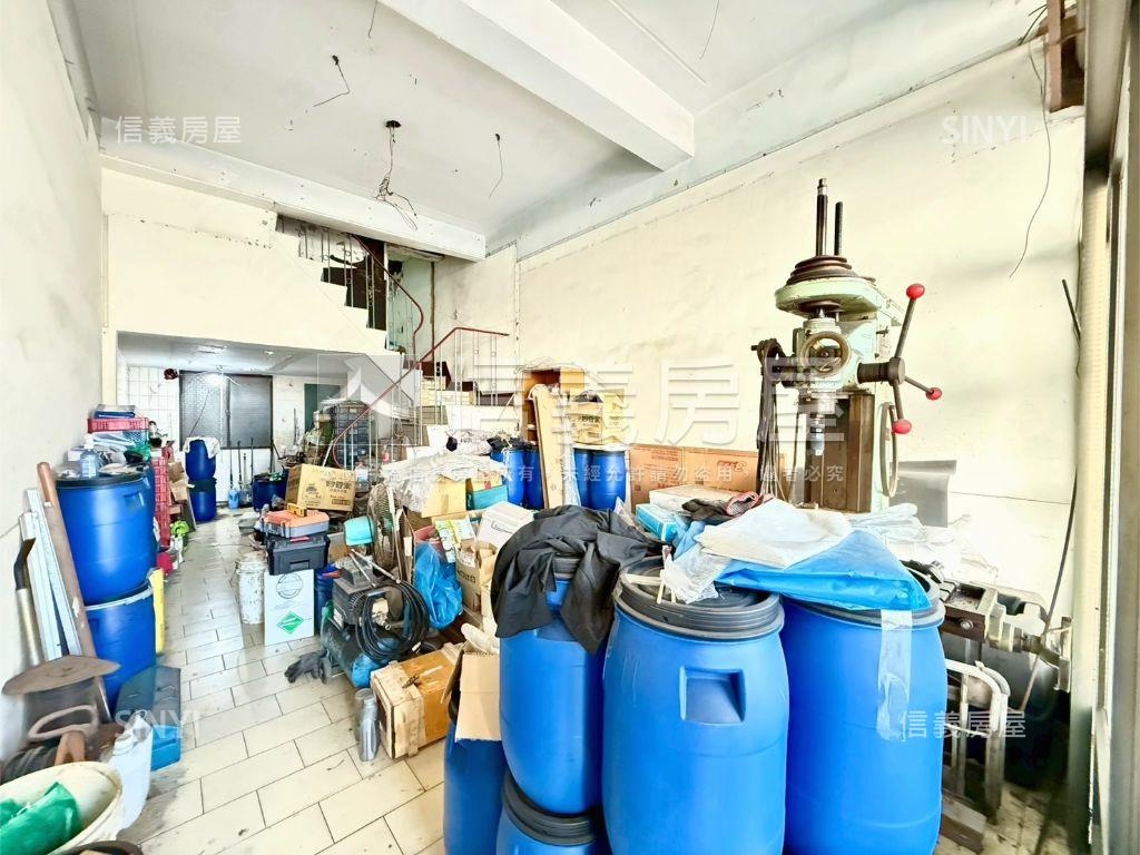 【十全國小】騎樓正街透天房屋室內格局與周邊環境