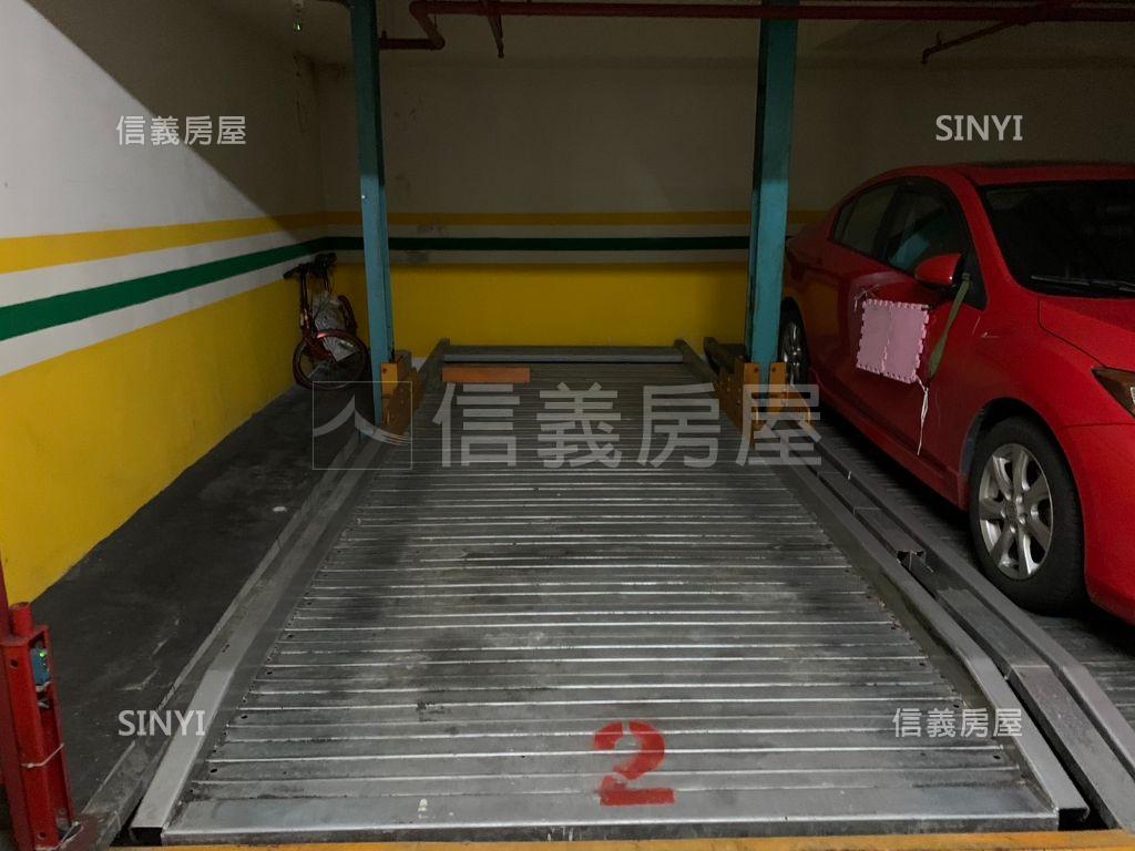 【北美市住戶】子母車位Ａ房屋室內格局與周邊環境