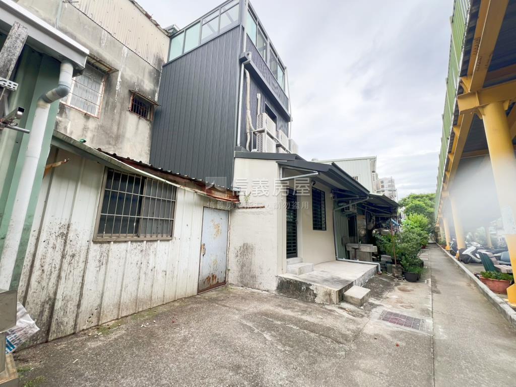 前後臨路大雅小資透天房屋室內格局與周邊環境