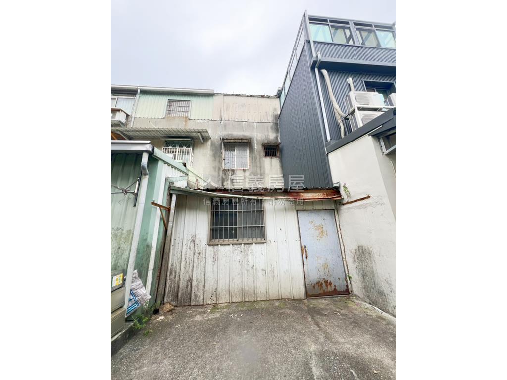 前後臨路大雅小資透天房屋室內格局與周邊環境