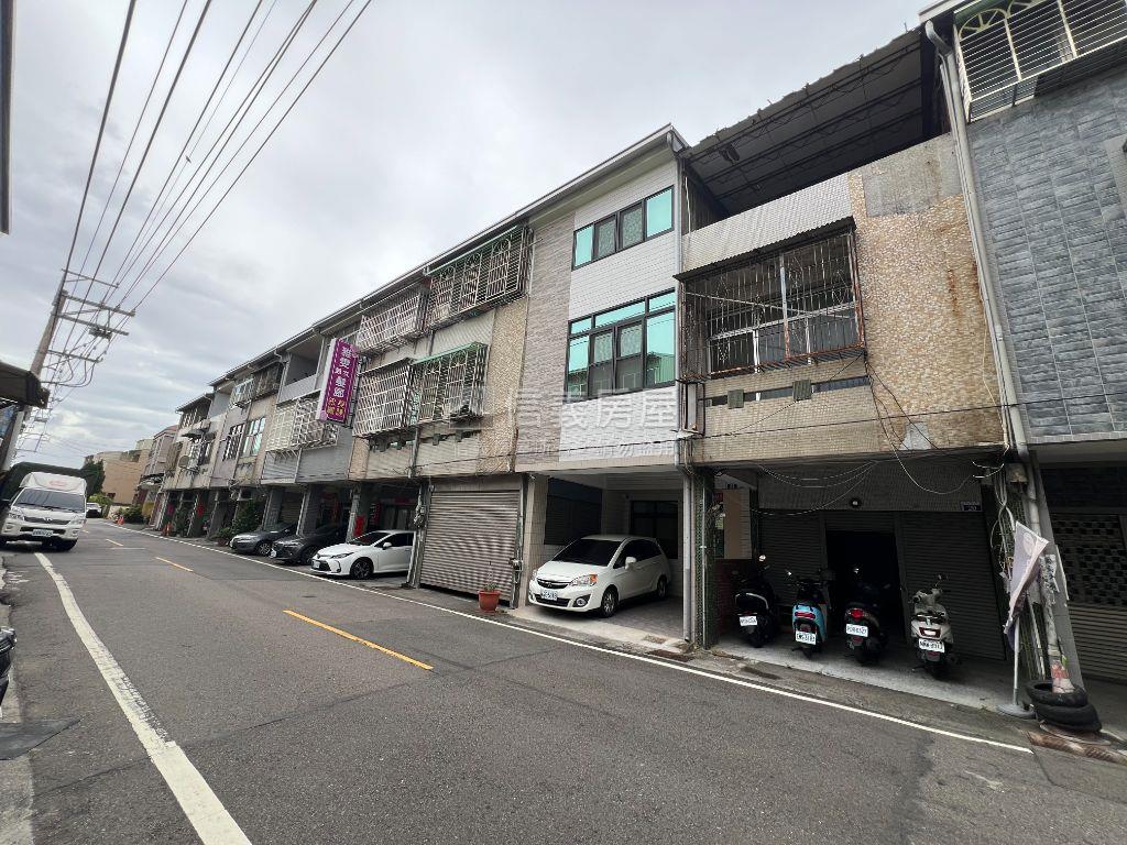 前後臨路大雅小資透天房屋室內格局與周邊環境