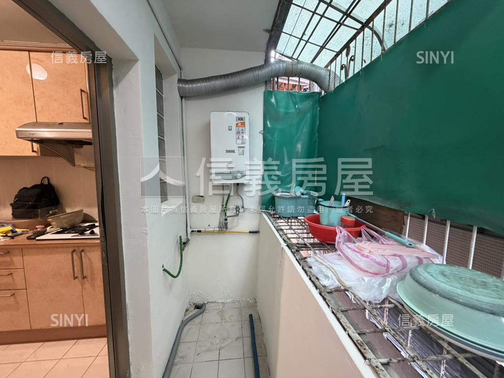 景安捷運美屋三房房屋室內格局與周邊環境