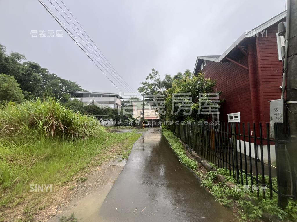 龍潭區原木屋旁農地１／１房屋室內格局與周邊環境