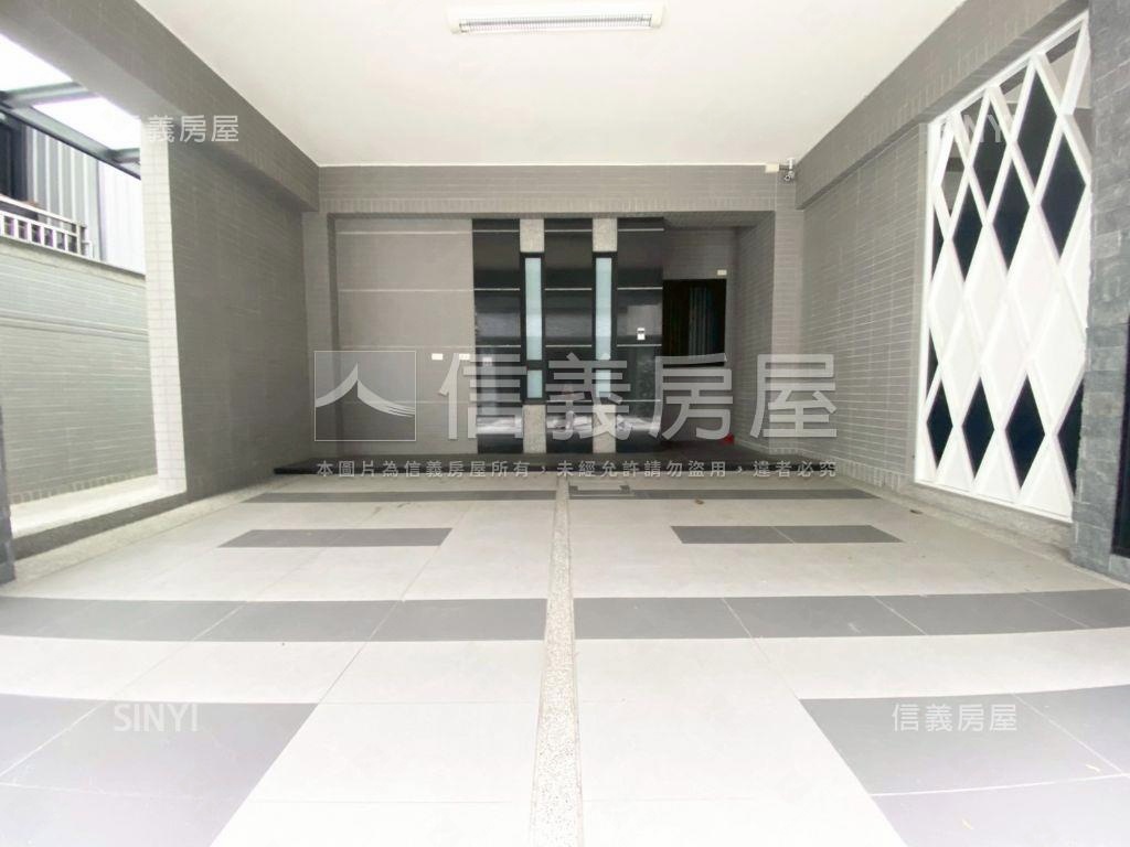 北屯邊間雙車位別墅房屋室內格局與周邊環境