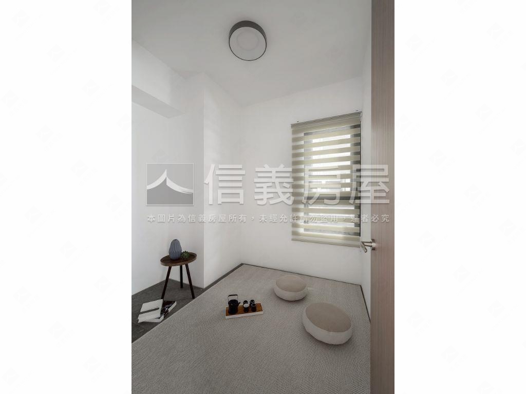 閱建築外棟質感三房房屋室內格局與周邊環境