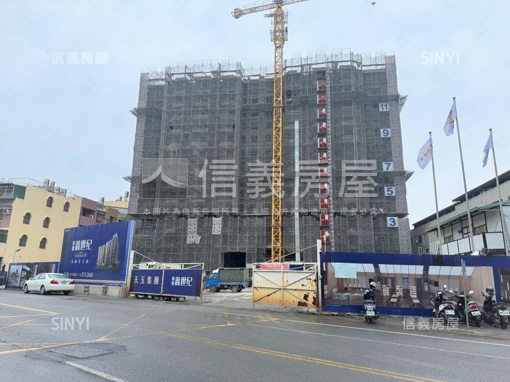 仁武鑫世紀２房２衛平車房屋室內格局與周邊環境