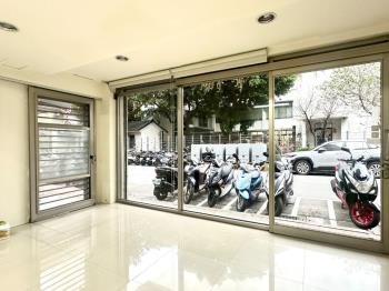 牯嶺街黃金一樓店辦