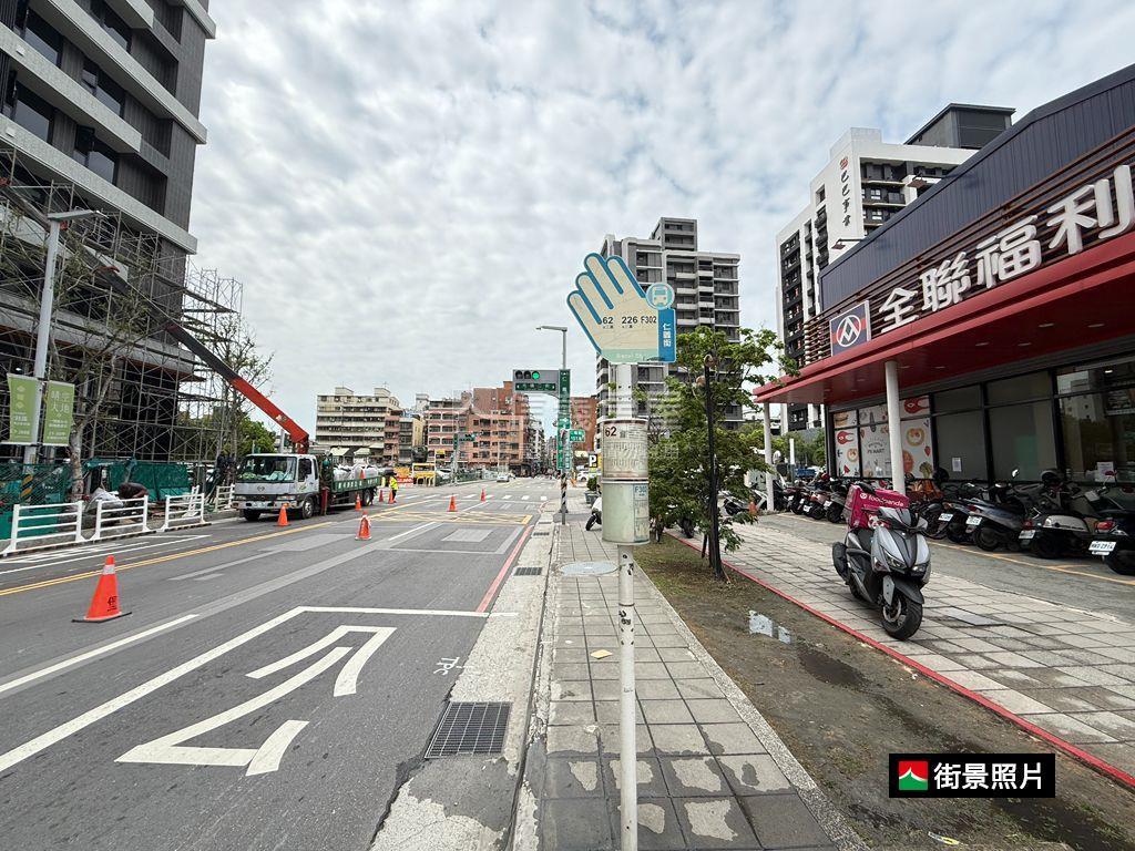 三重仁義重劃挑高金店面房屋室內格局與周邊環境