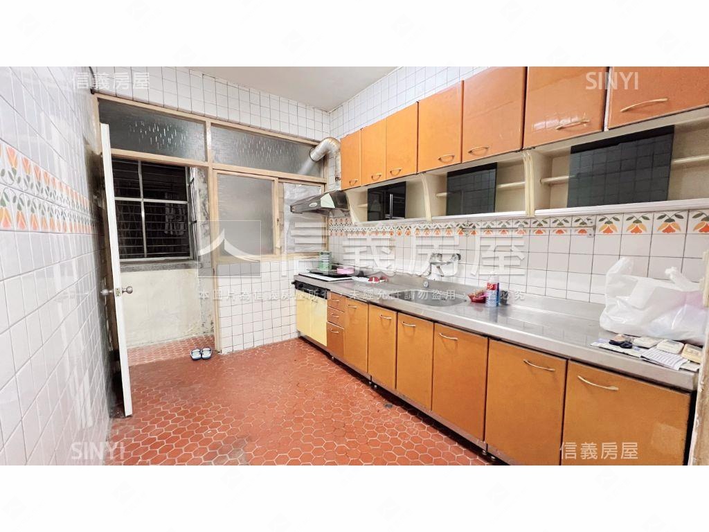 景興‧仙岩路邊間大戶人家房屋室內格局與周邊環境