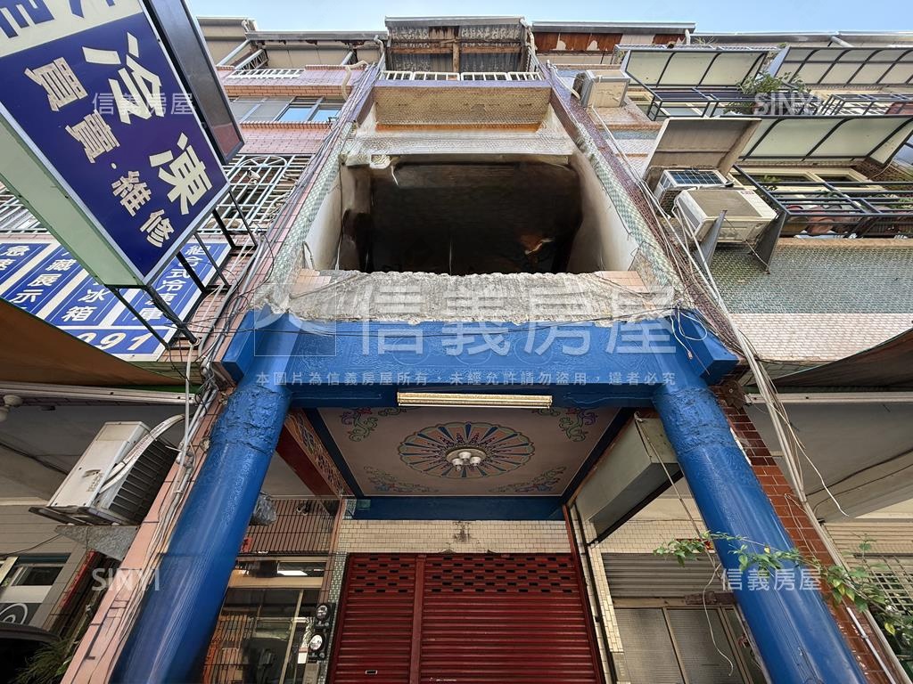 二聖正路面學校無夾層金店房屋室內格局與周邊環境