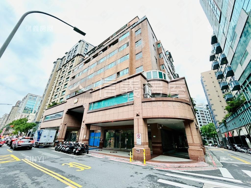 民權大道低公設比典雅辦公房屋室內格局與周邊環境