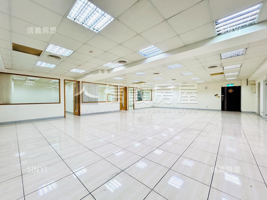 民權大道低公設比典雅辦公房屋室內格局與周邊環境