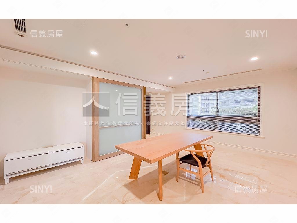 龍寶謙臻邸新古典樹梢戶房屋室內格局與周邊環境