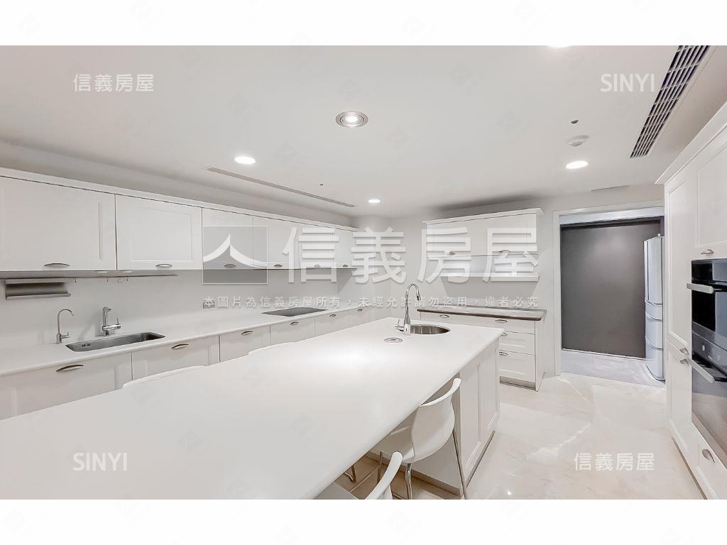 龍寶謙臻邸新古典樹梢戶房屋室內格局與周邊環境