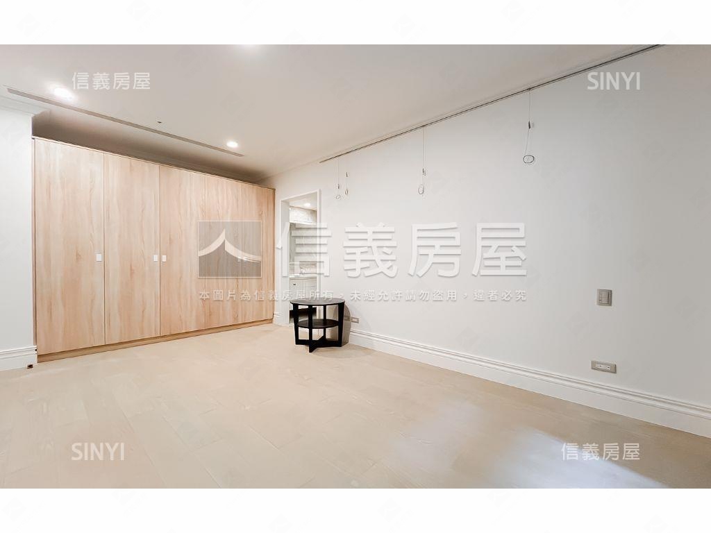 龍寶謙臻邸新古典樹梢戶房屋室內格局與周邊環境