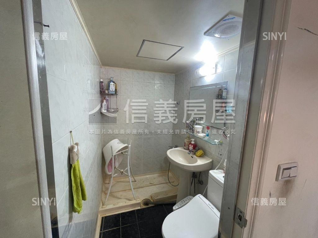 北區綠園道視野三房車位宅房屋室內格局與周邊環境